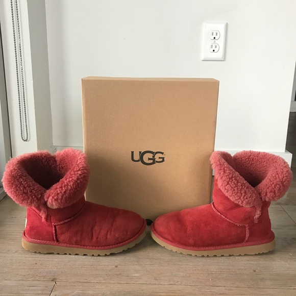 Ugg Bailey Button - Picture 6 of 8